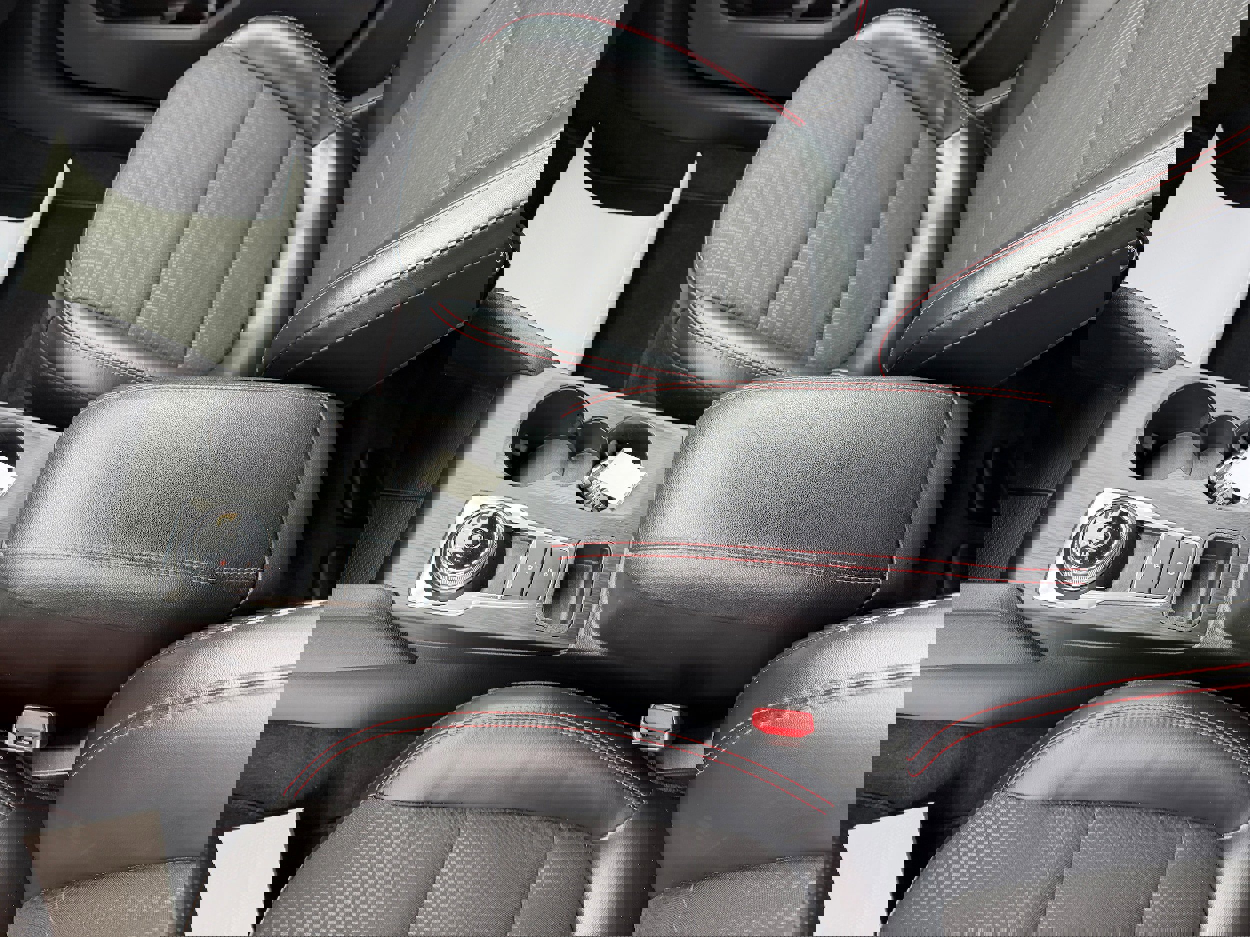 Certified 2023 Ford Escape ST-Line w/ Tech Pack #1 image 16