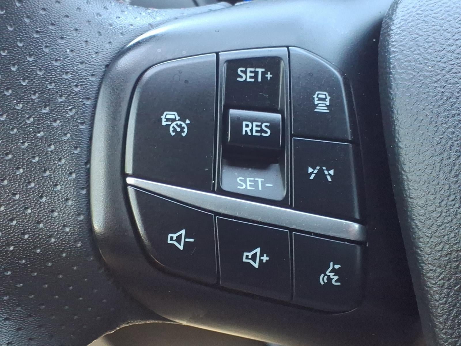 Certified 2024 Ford Escape ST-Line w/ Tech Pack #1 FWD image 24