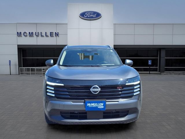 Used 2025 Nissan Kicks SR AWD/4WD image 8