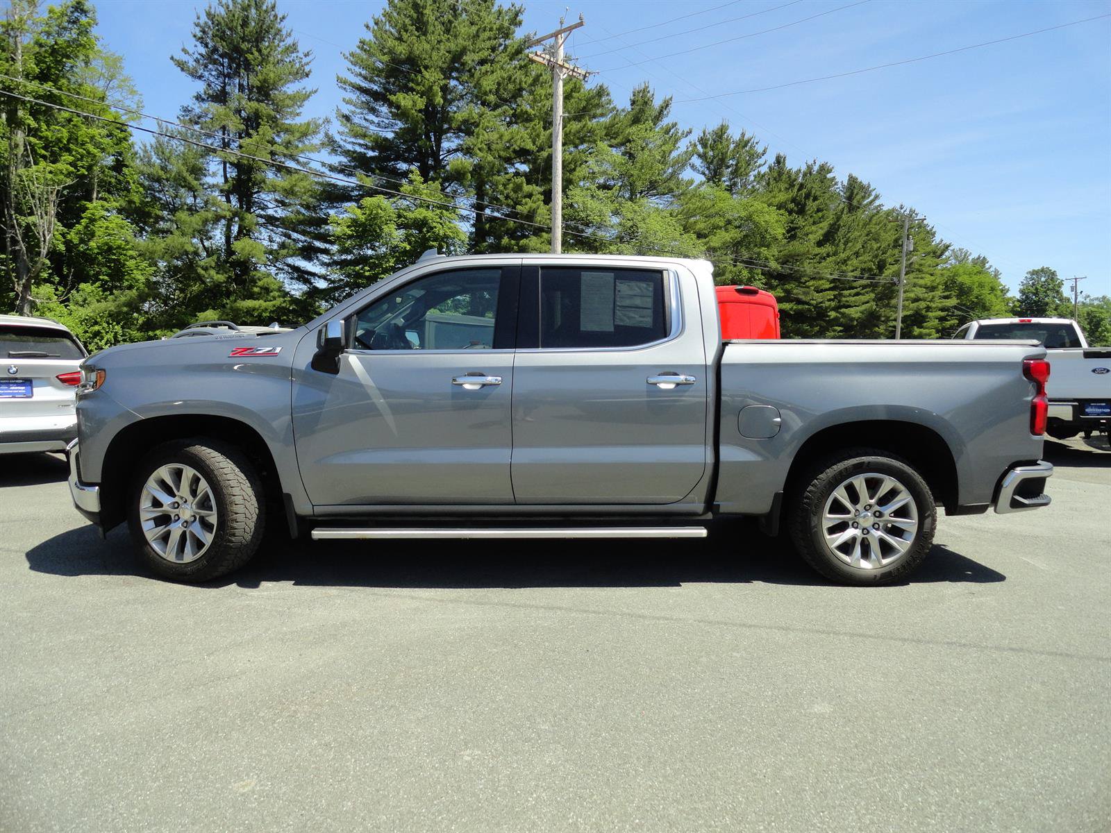 Used 2022 Chevrolet Silverado 1500 LTZ w/ LTZ Premium Package AWD/4WD image 8