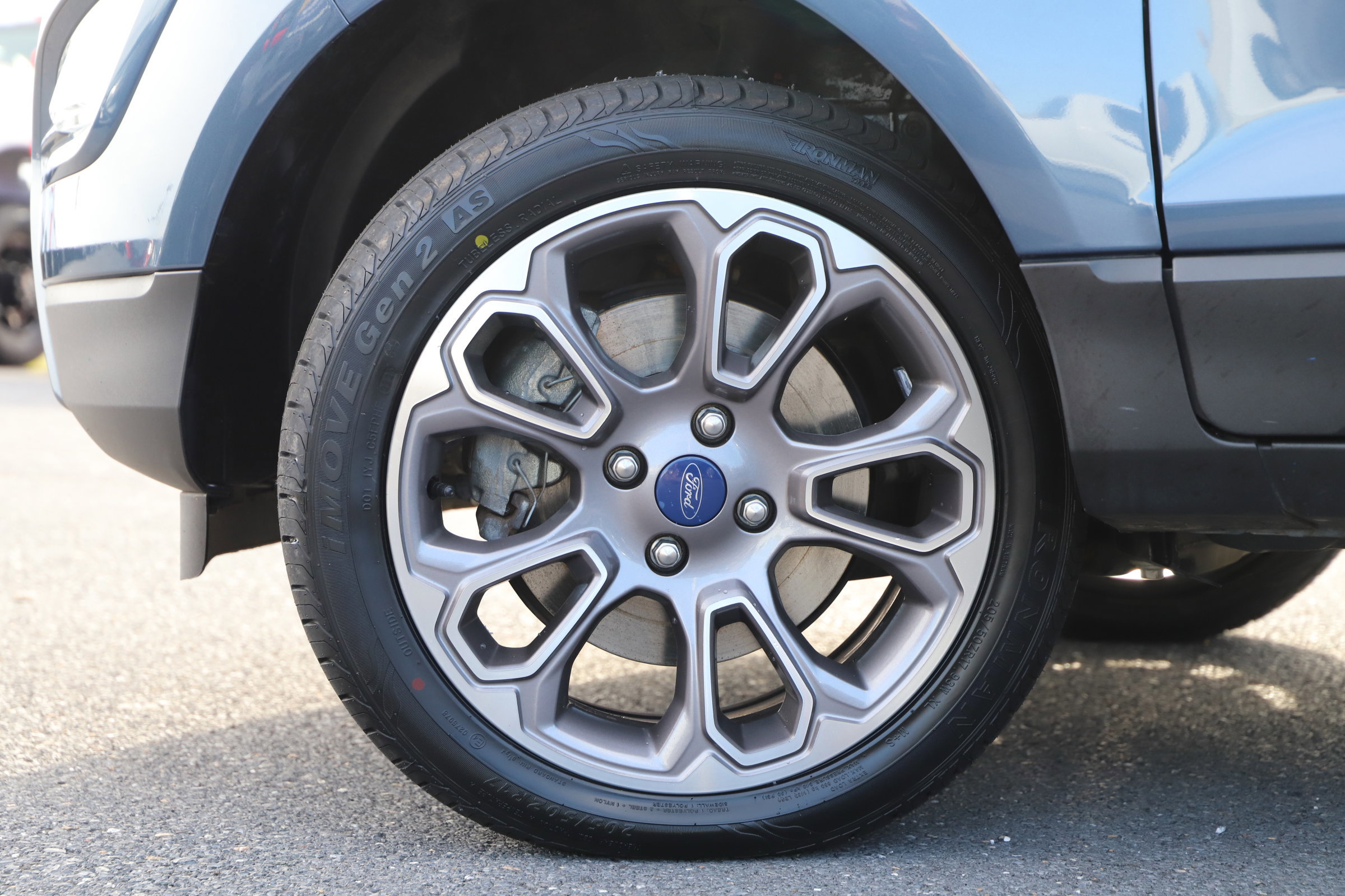 Certified 2022 Ford EcoSport Titanium image 6