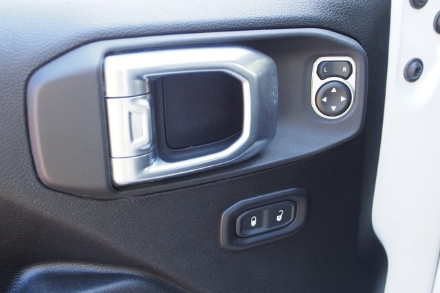 Used 2021 Jeep Gladiator Sport AWD/4WD image 19