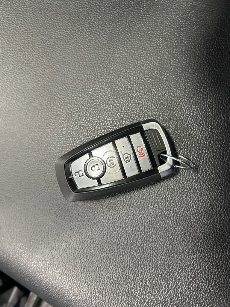 Certified 2022 Ford Expedition Limited image 32