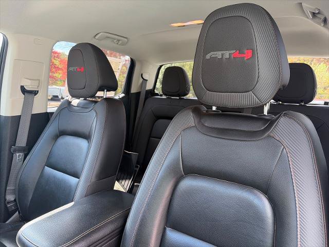 Used 2022 GMC Canyon AT4 w/ Trailering Package AWD/4WD image 8