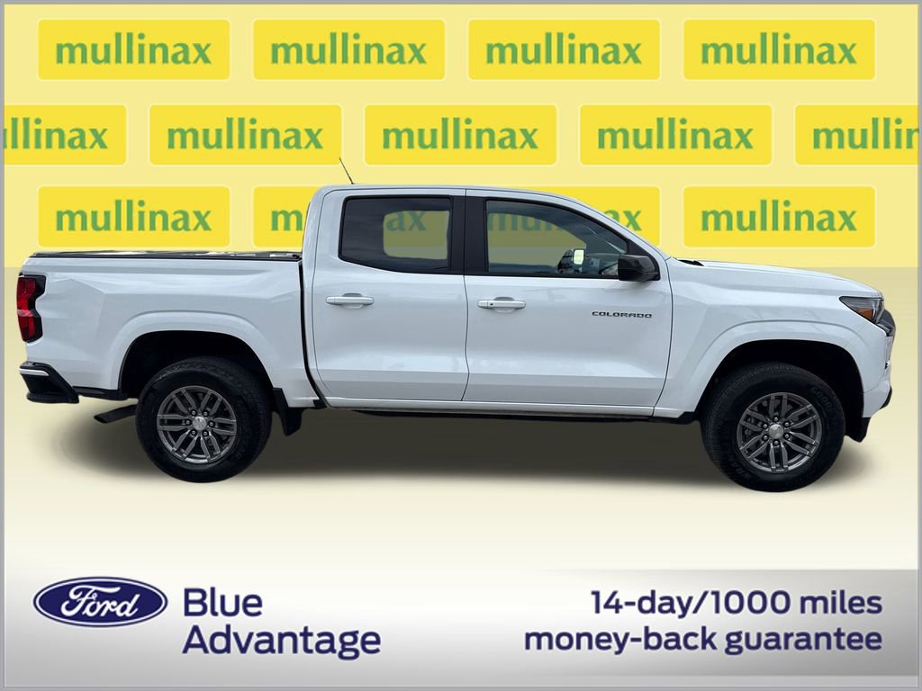 Used 2023 Chevrolet Colorado LT w/ LT Convenience Package image 2