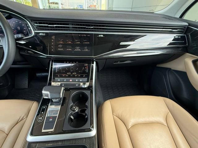 Used 2020 Audi Q7 2.0T Premium AWD/4WD image 24