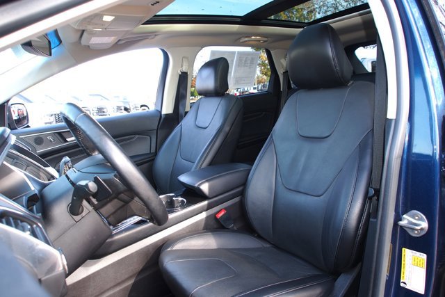Certified 2017 Ford Edge Titanium w/ Equipment Group 301A image 16