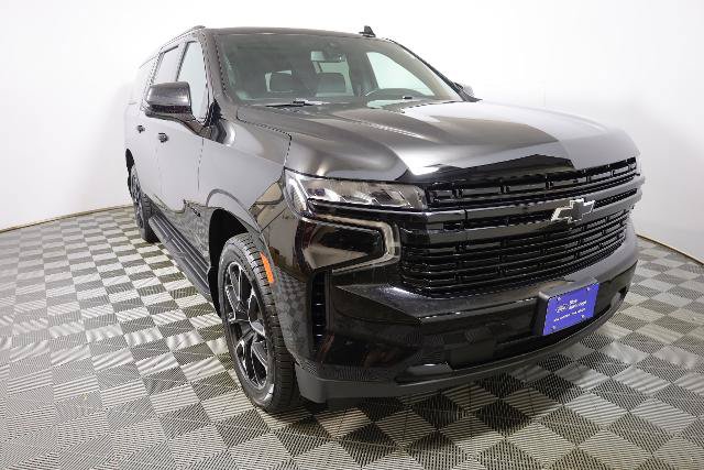 Used 2022 Chevrolet Suburban RST w/ Sport Performance Package AWD/4WD image 5