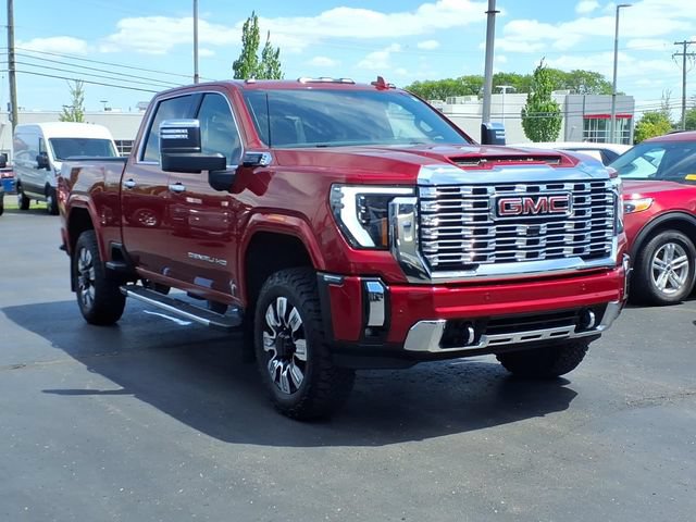Used 2024 GMC Sierra 2500 Denali w/ Denali Reserve Package AWD/4WD image 3