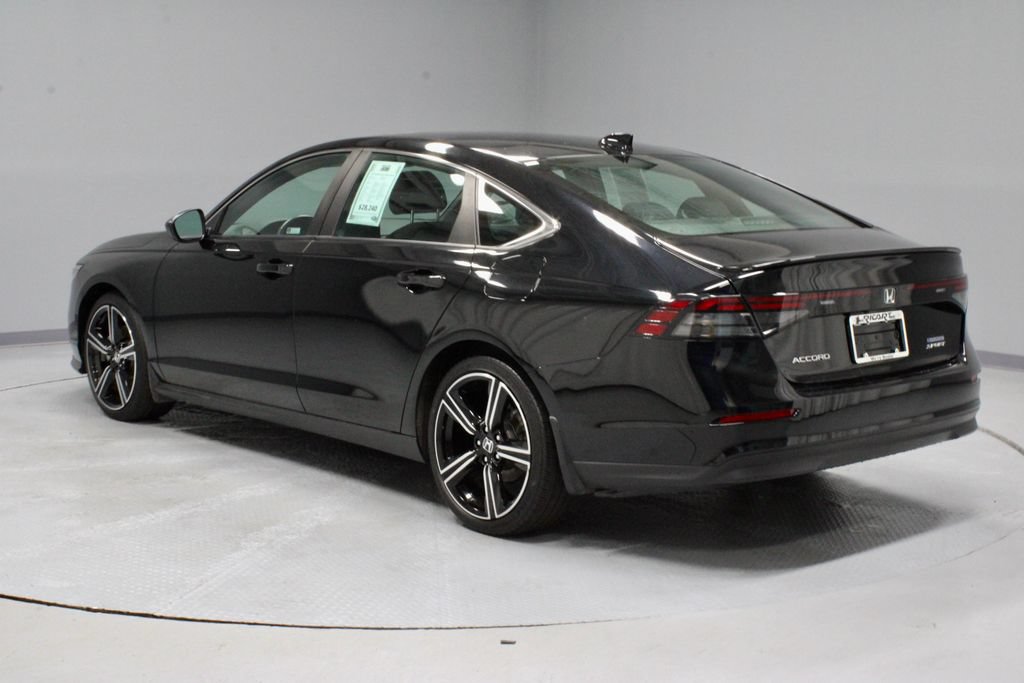Used 2023 Honda Accord Sport image 8