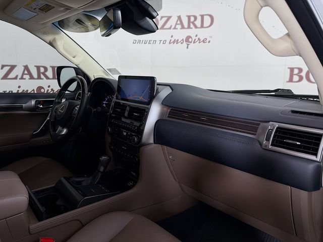 Used 2023 Lexus GX 460 Luxury w/ Sport Design Package AWD/4WD image 35