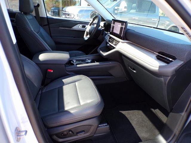 Certified 2025 Ford Explorer Active w/ Active Comfort Package image 10