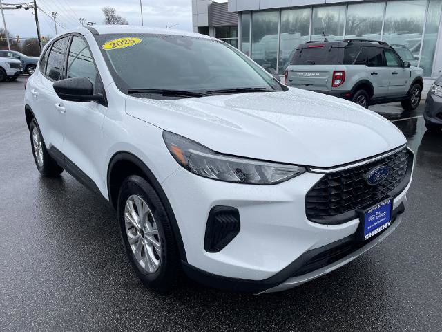 Certified 2025 Ford Escape Active w/ Cold Weather Package image 1