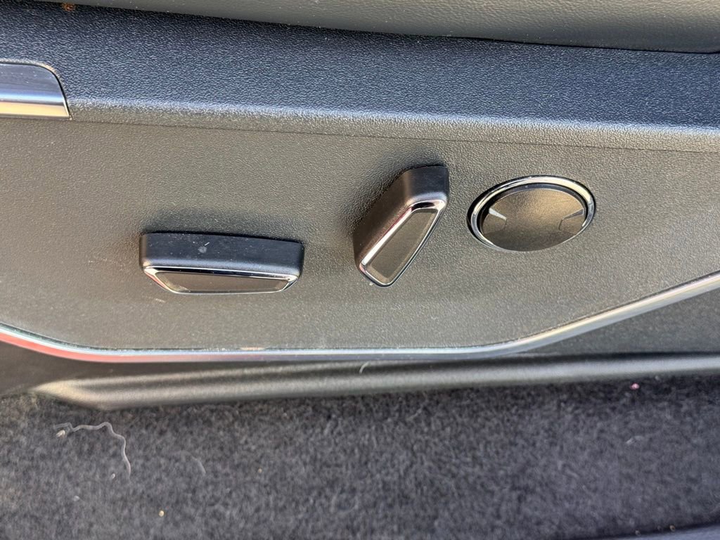 Certified 2023 Ford F150 Raptor image 18