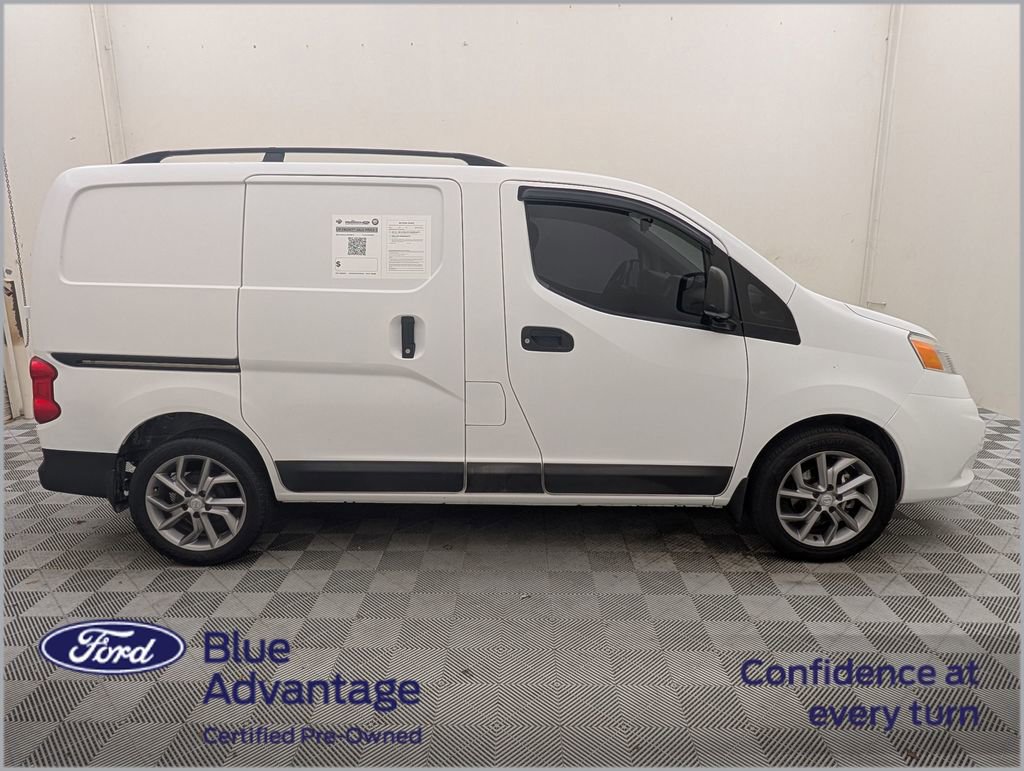 Used 2019 Nissan NV200 S w/ Back Door Glass Package FWD video 2