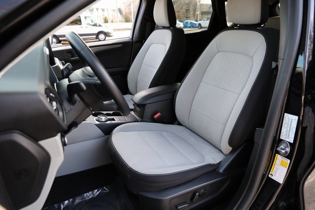 Certified 2024 Ford Escape Active image 17