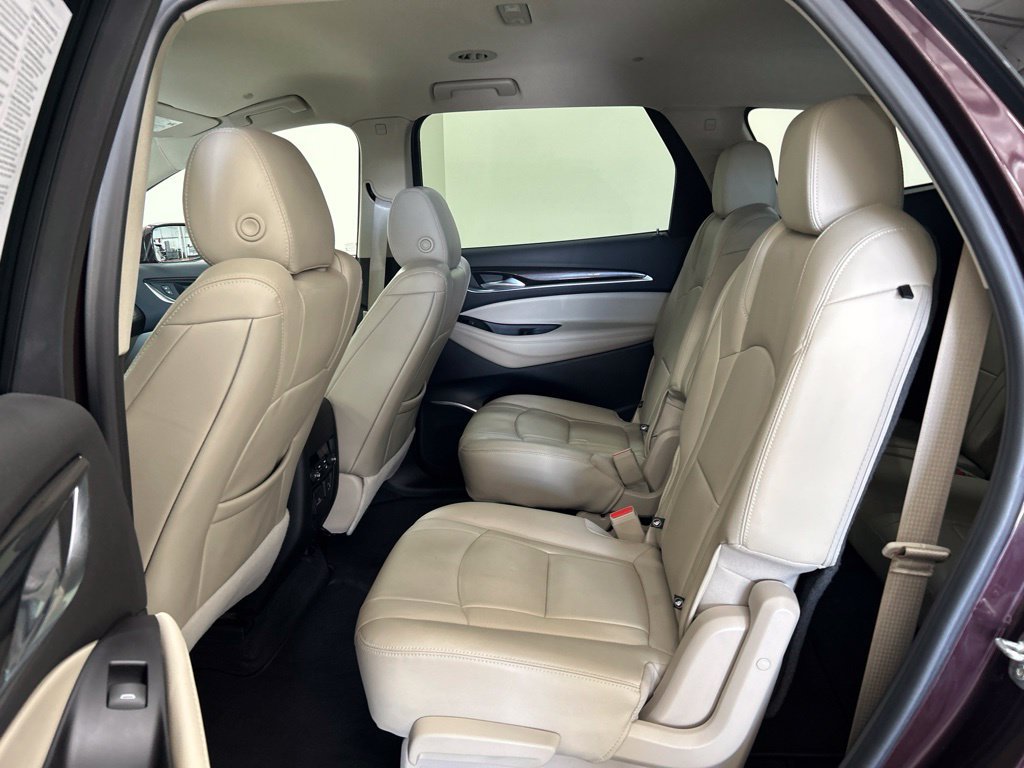 Used 2019 Buick Enclave Premium AWD/4WD image 29
