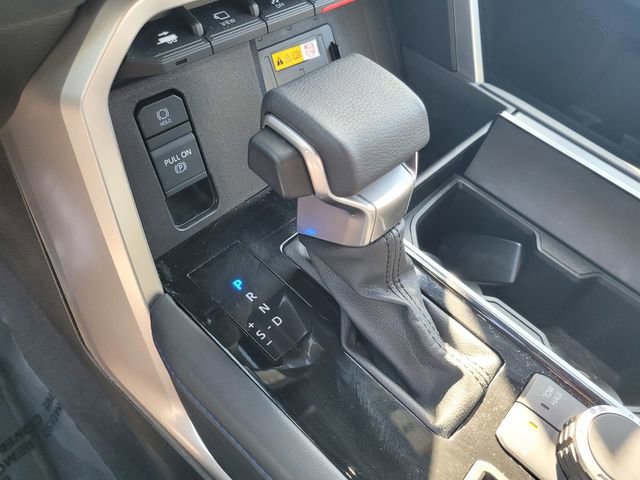 Used 2022 Toyota Tundra Platinum w/ Advanced Package AWD/4WD image 18