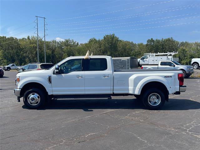 Certified 2022 Ford F350 Lariat w/ Chrome Package AWD/4WD image 2