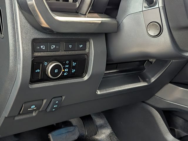 Certified 2024 Ford F250 Lariat w/ Lariat Ultimate Package AWD/4WD image 16