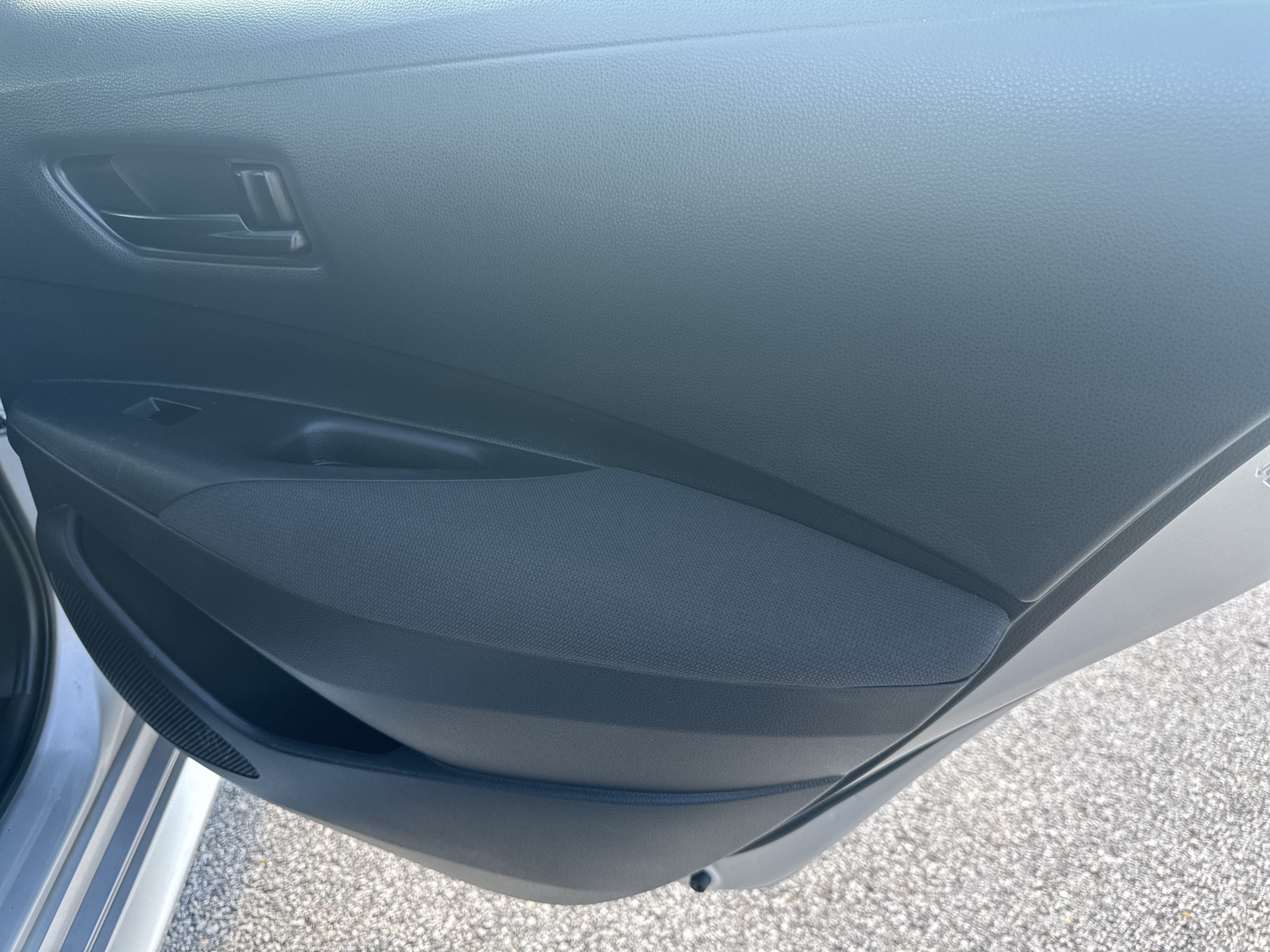 Used 2023 Toyota Corolla LE FWD image 17