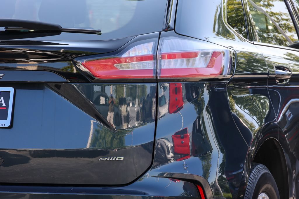 Certified 2022 Ford Edge SEL w/ Convenience Package AWD/4WD image 10