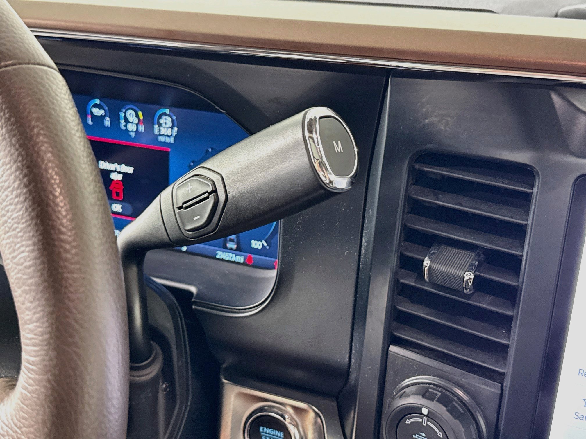 Certified 2024 Ford F250 King Ranch AWD/4WD image 17