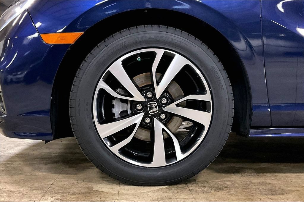 Used 2018 Honda Odyssey Elite image 9