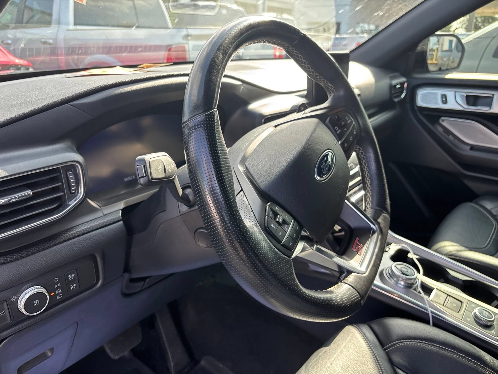 Certified 2020 Ford Explorer ST w/ ST Street Pack AWD/4WD image 6