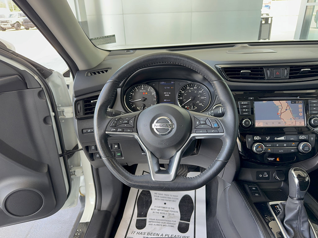Used 2018 Nissan Rogue SL w/ Premium Package FWD image 32