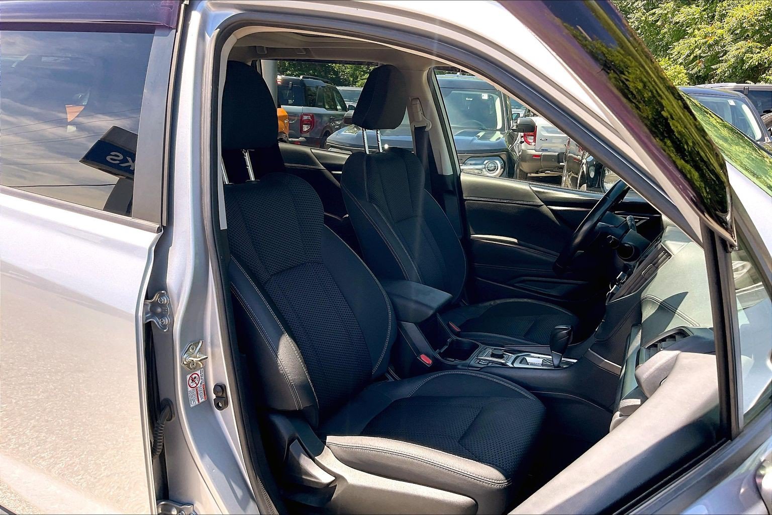 Used 2019 Subaru Forester Premium w/ All-Weather Package AWD/4WD image 7