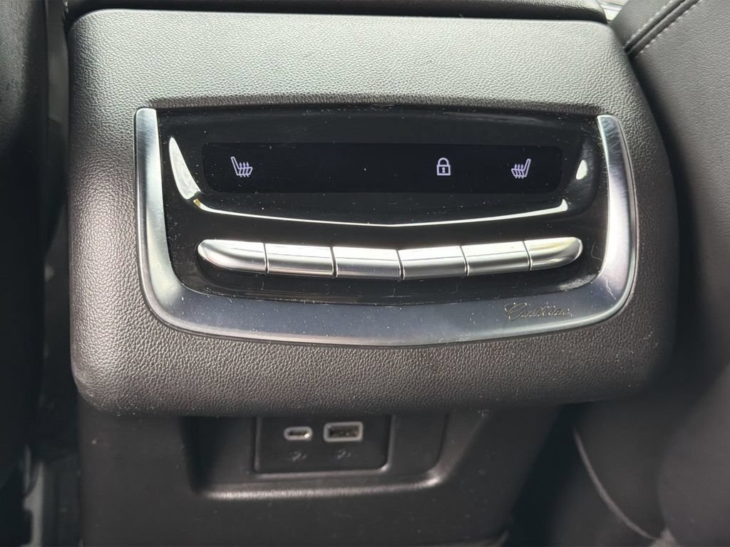 Used 2021 Cadillac XT6 Premium Luxury FWD image 25