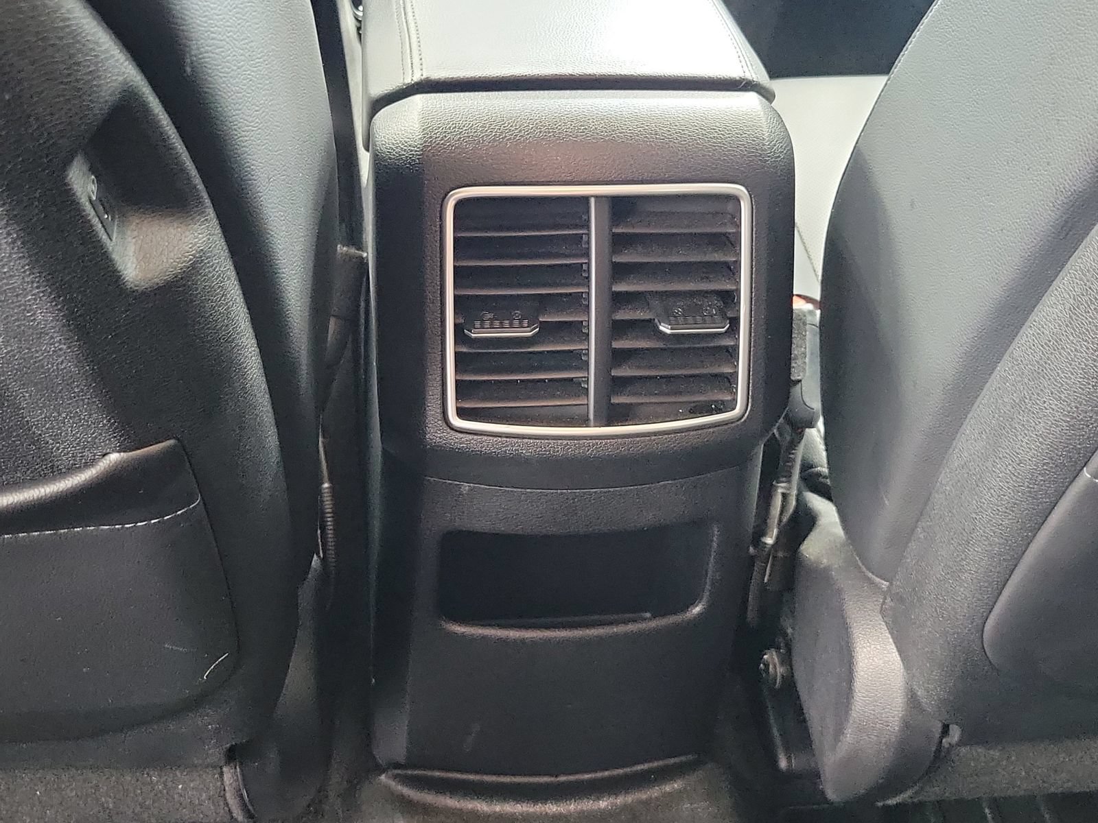 Used 2024 Kia Sportage EX AWD/4WD image 31
