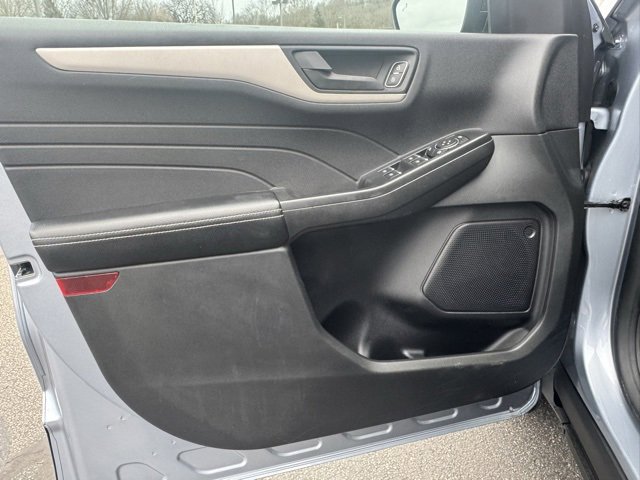 Certified 2022 Ford Escape SE w/ Cold Weather Package image 23