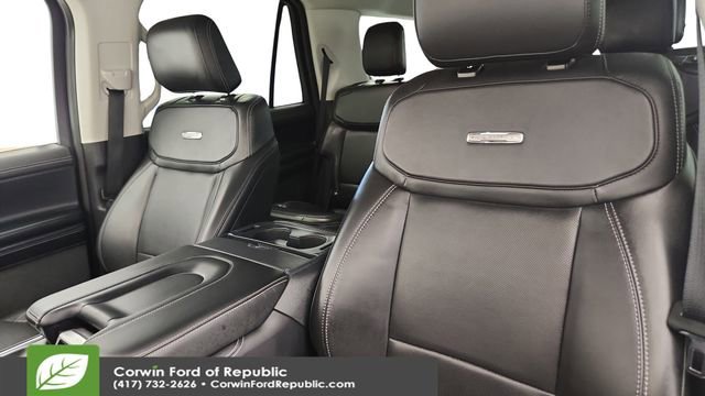 Certified 2025 Ford Expedition Platinum image 10