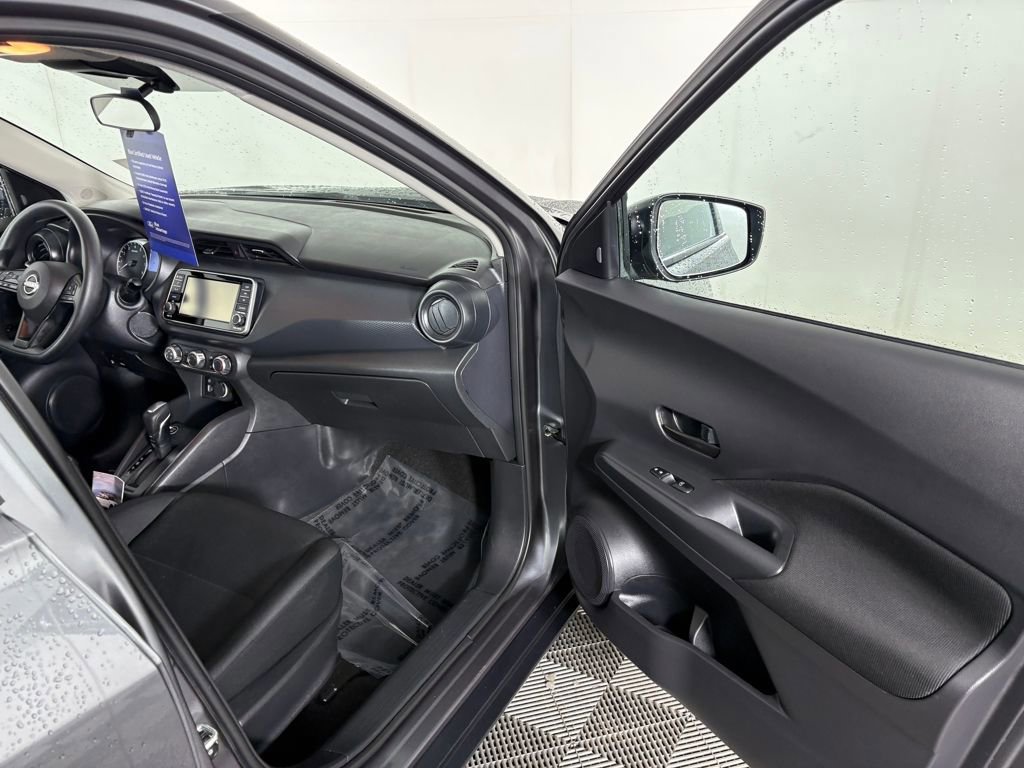 Used 2023 Nissan Kicks S image 33