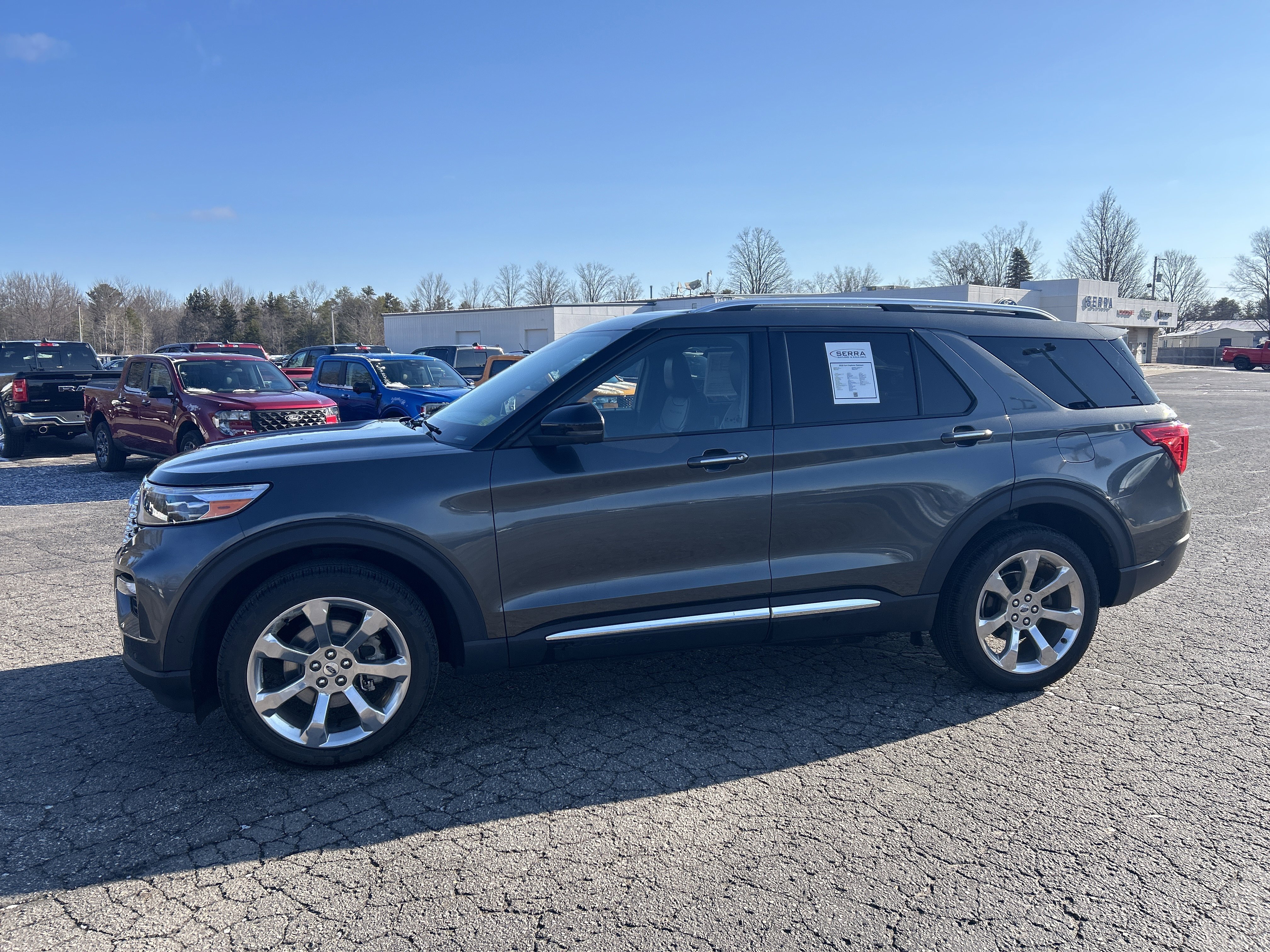 Certified 2020 Ford Explorer Platinum w/ Premium Technology Package image 8