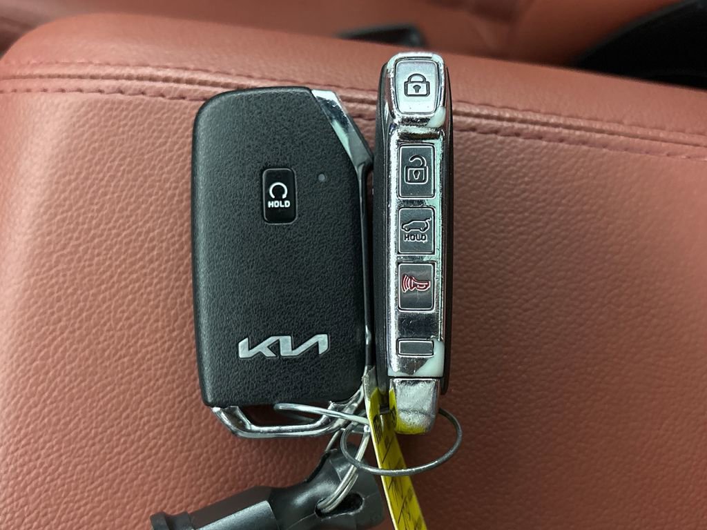 Used 2023 Kia Sportage SX image 34