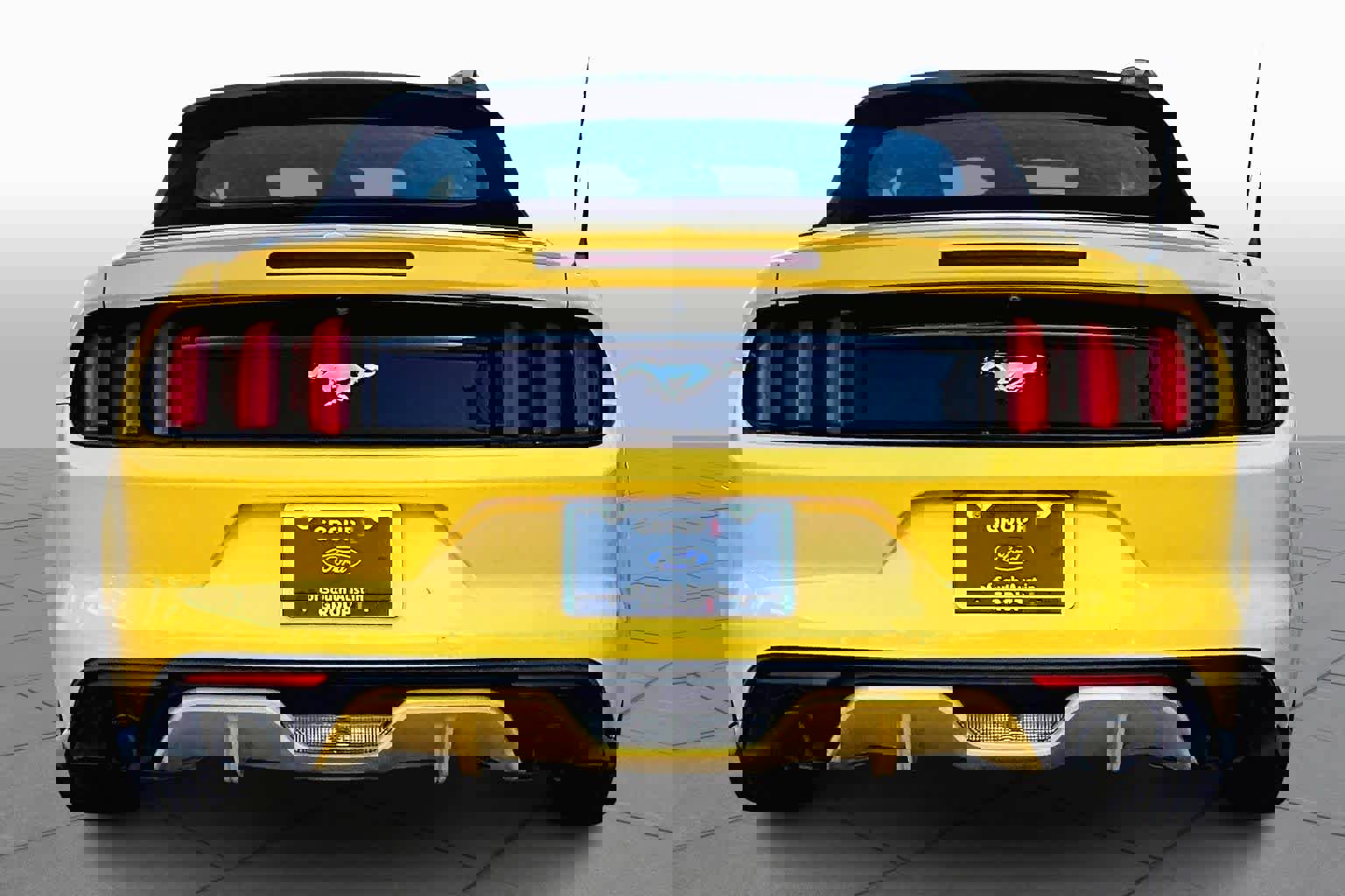 Certified 2017 Ford Mustang Premium image 4