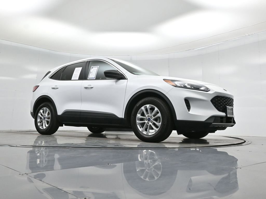 Certified 2022 Ford Escape SE w/ Convenience Package image 2