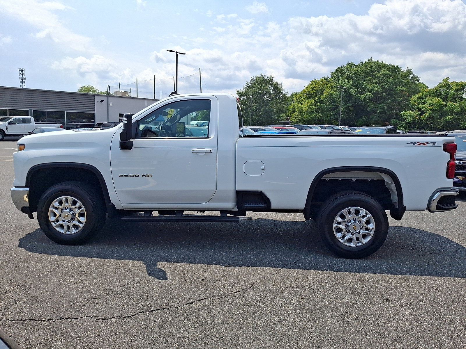Used 2024 Chevrolet Silverado 2500 LT w/ Convenience Package AWD/4WD image 6