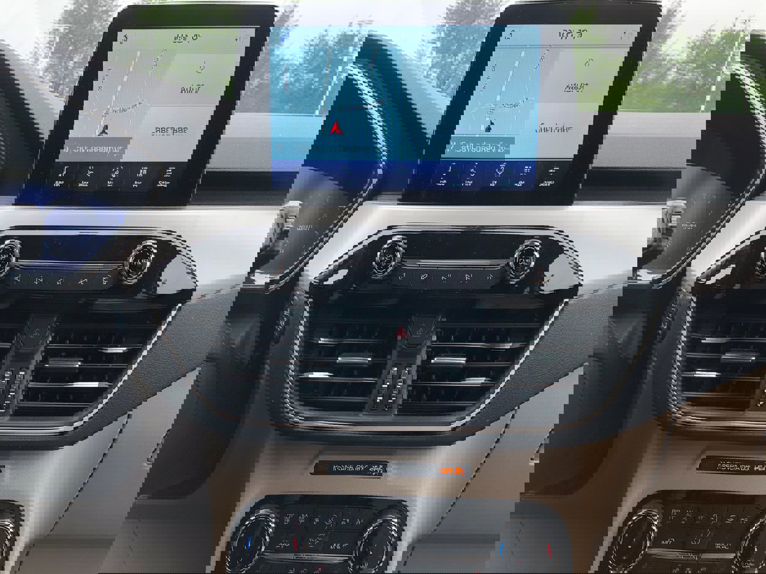 Certified 2022 Ford Escape SEL w/ Technology Package image 10