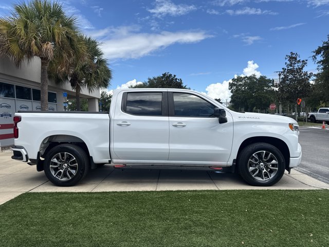Used 2023 Chevrolet Silverado 1500 RST RWD image 2