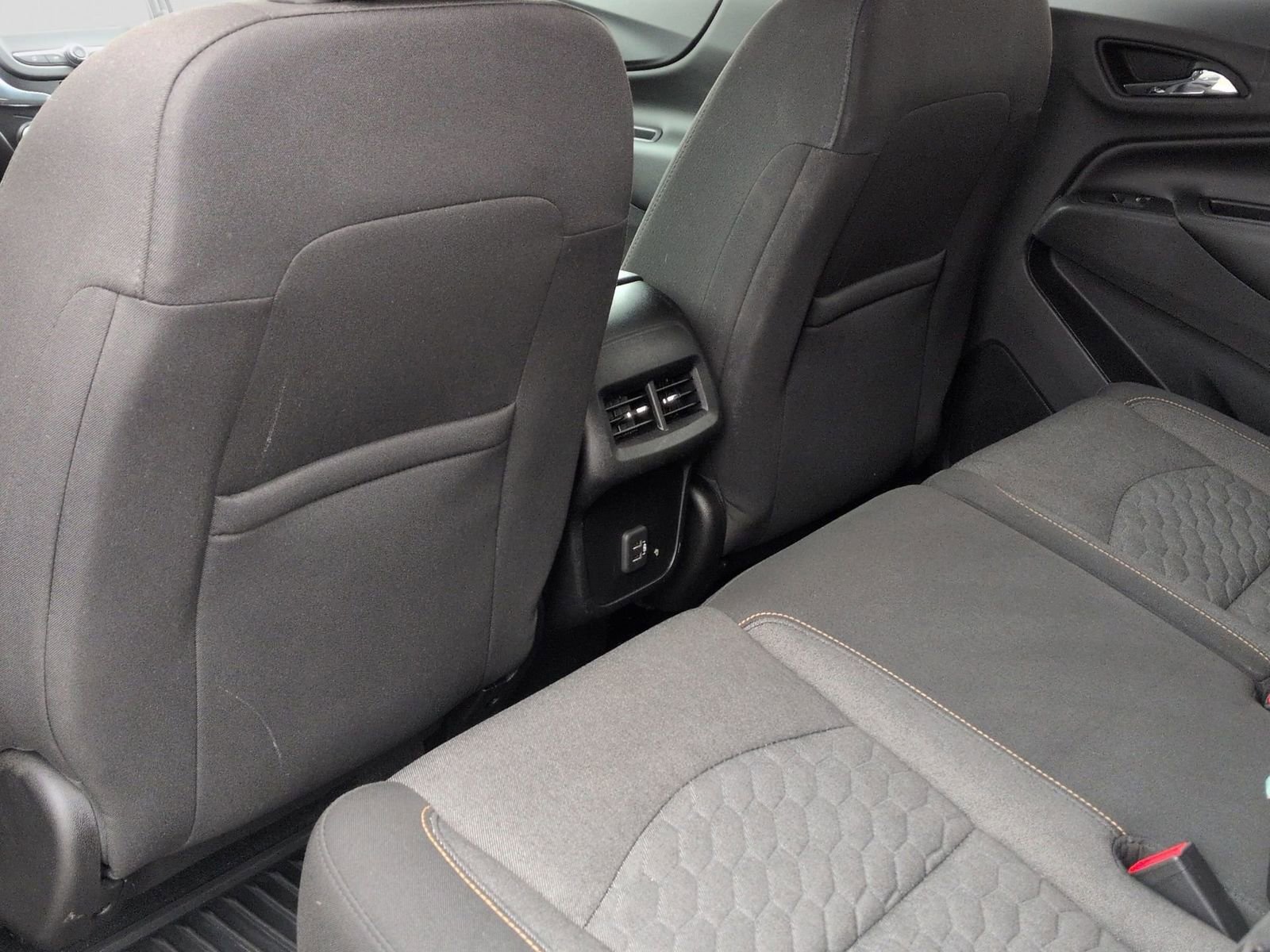 Used 2019 Chevrolet Equinox LT w/ Driver Convenience Package image 22