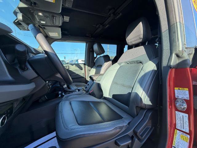 Certified 2024 Ford Bronco Black Diamond w/ Sasquatch Package image 14