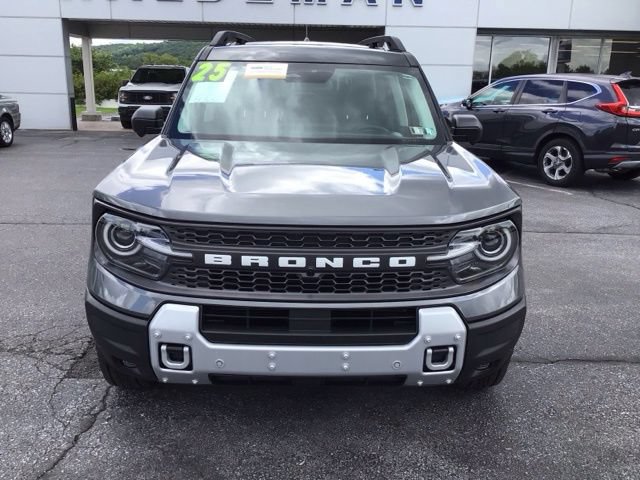 Certified 2025 Ford Bronco Sport Badlands w/ Badlands Tech Package AWD/4WD image 3