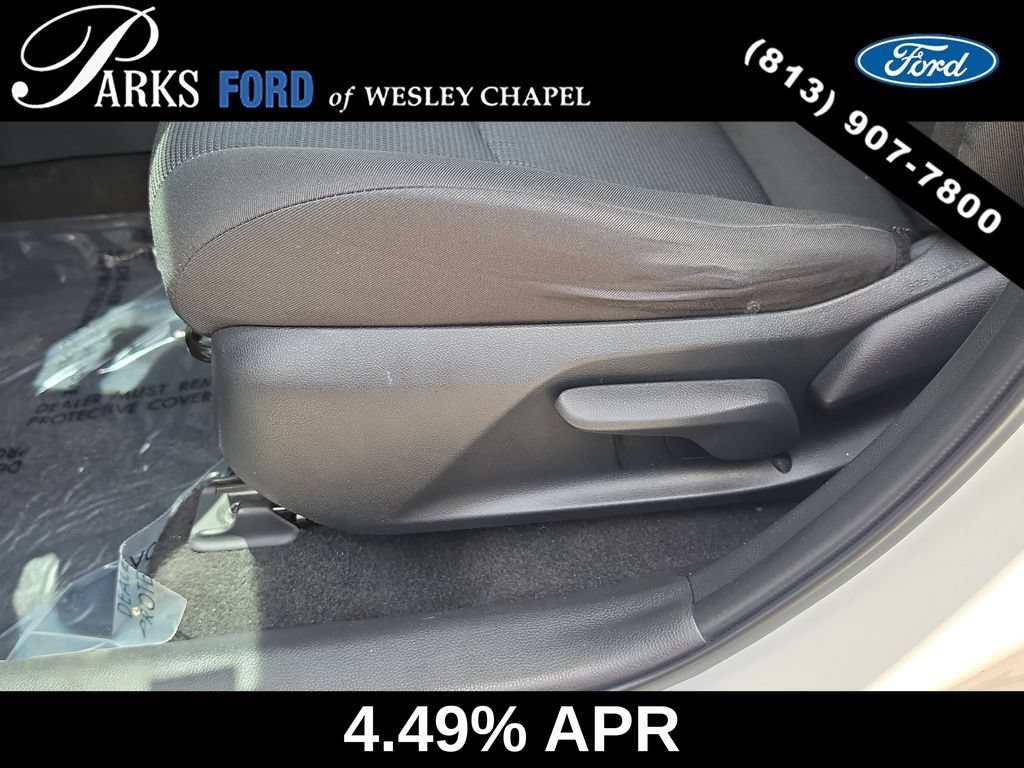 Used 2022 Toyota RAV4 LE FWD image 19