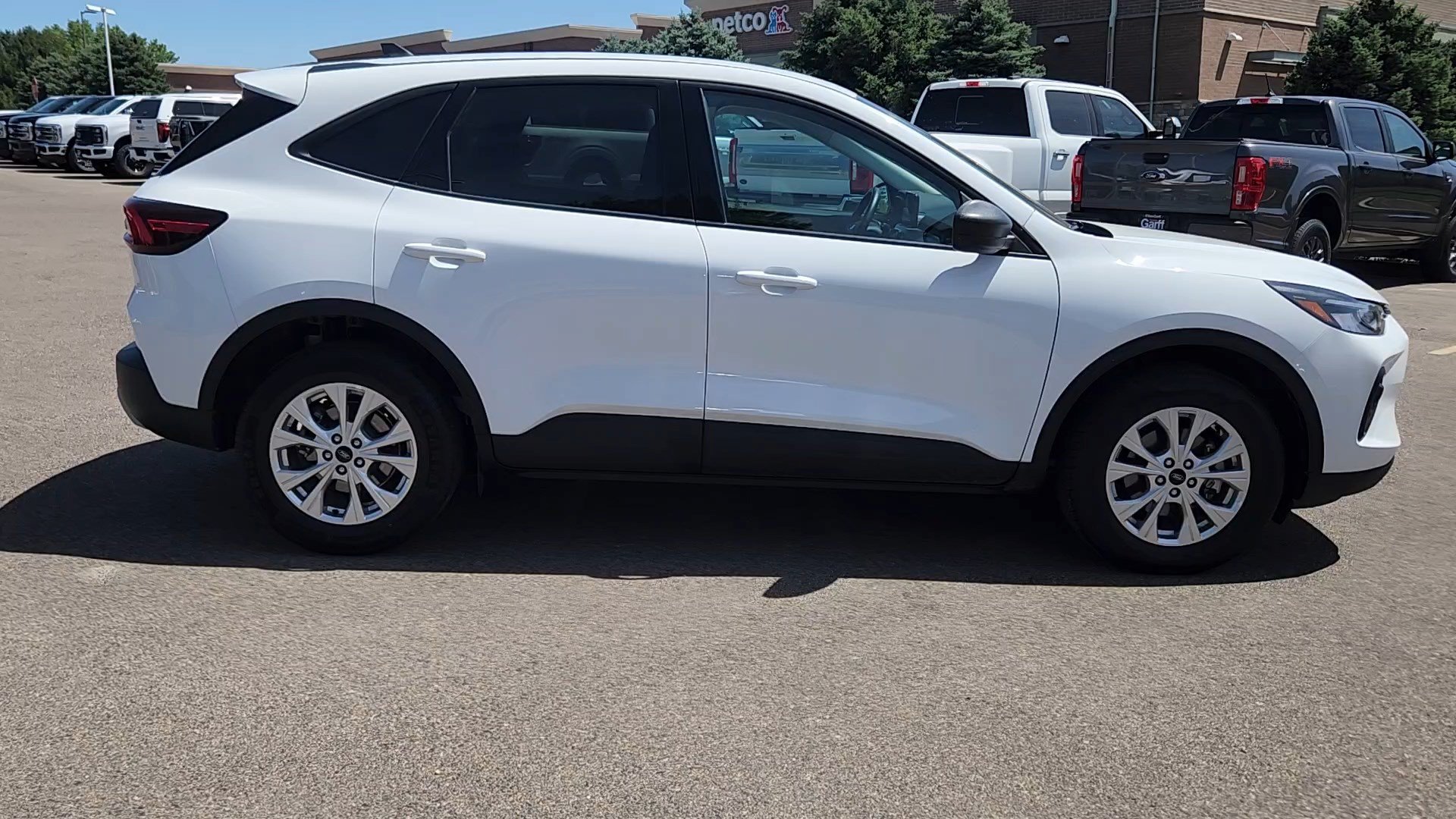 Certified 2025 Ford Escape Active AWD/4WD image 7