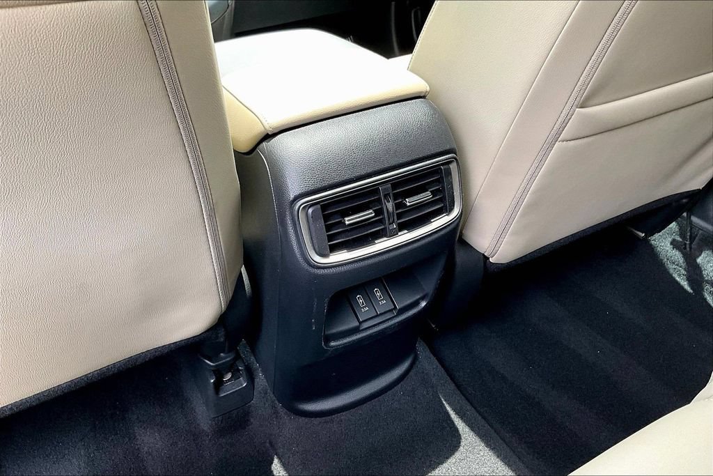 Used 2019 Honda CR-V Touring image 12
