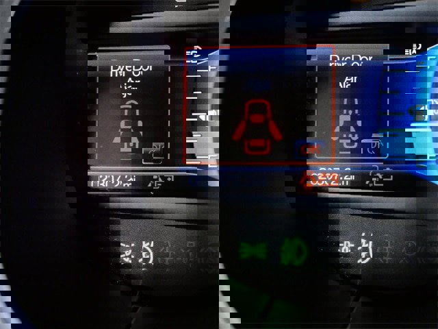 Certified 2022 Ford Edge Titanium w/ Equipment Group 301A image 19